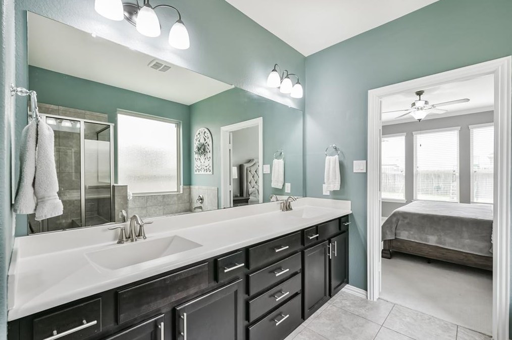 2023 Sanders Hollow Ln, Richmond TX  77469-6394 exterior