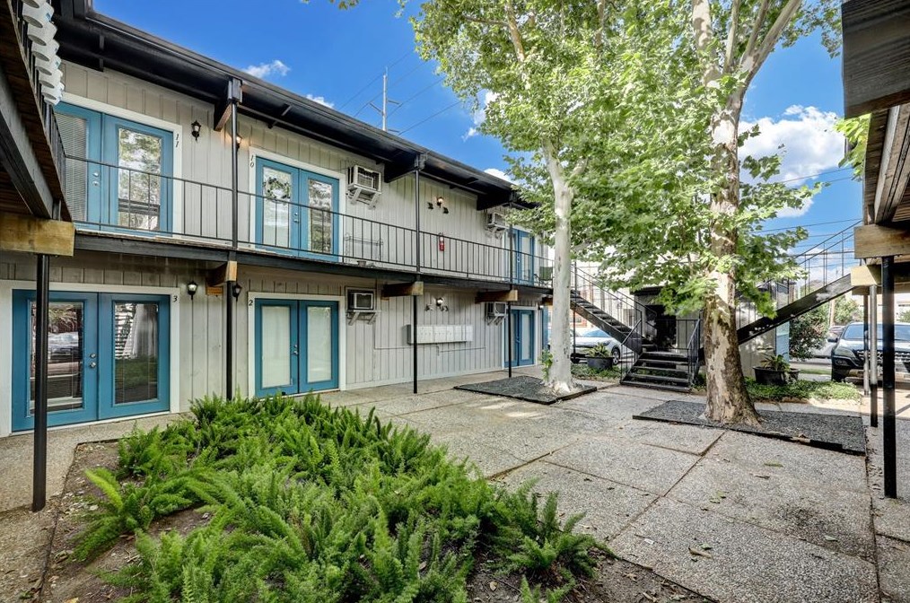 2322 Dunlavy St #11, Houston, TX 77006