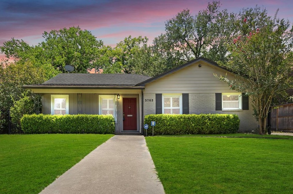 3703 Glen Haven Blvd, Houston, TX 77025