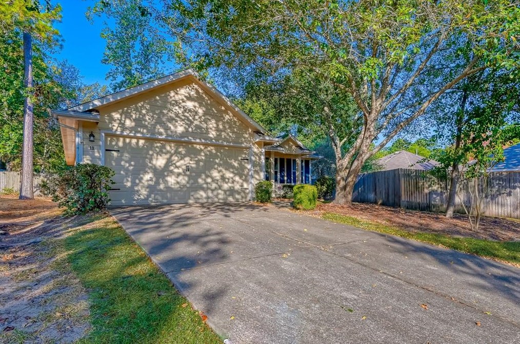 11 Druids Glen Pl, Spring TX  77382-5413 exterior