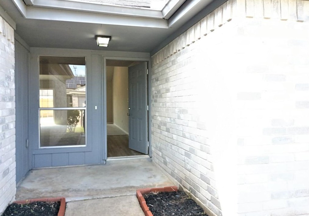 13427 Juniper Point Dr, Houston TX  77083-1825 exterior