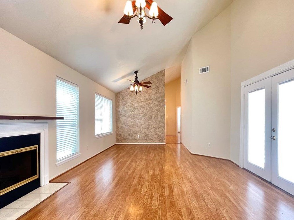 10342 Bushy Creek Dr, Houston, TX 77070