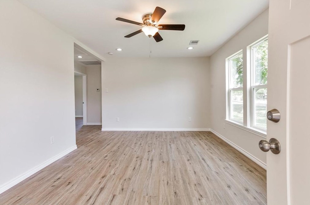 7823 Darlington Dr, Houston TX  77028-2511 exterior