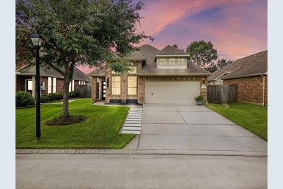 2414 Alamanni Drive, Pearland, TX 77581 - Photo 1