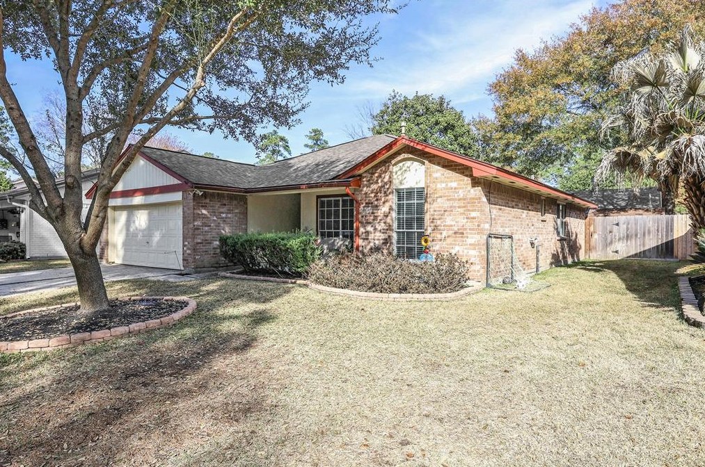 17310 Chapel Pine St, Spring TX  77379-3890 exterior