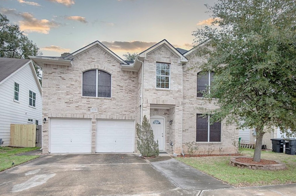 9139 Blackhawk Blvd, Houston, TX 77075-2251