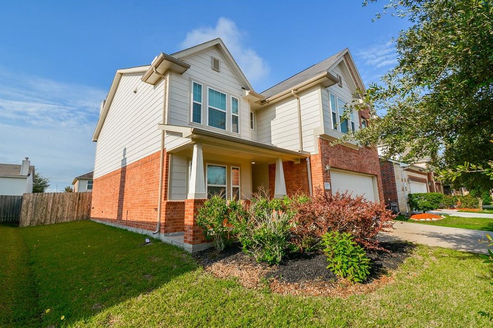18211 Palisade Rock Ct, Richmond, TX 77407