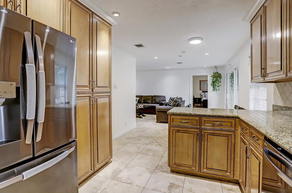 5503 Indigo St, Houston TX  77096-1103 exterior
