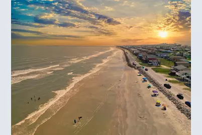 6194 S Shore Street, Sargent, TX 77414 - Photo 6