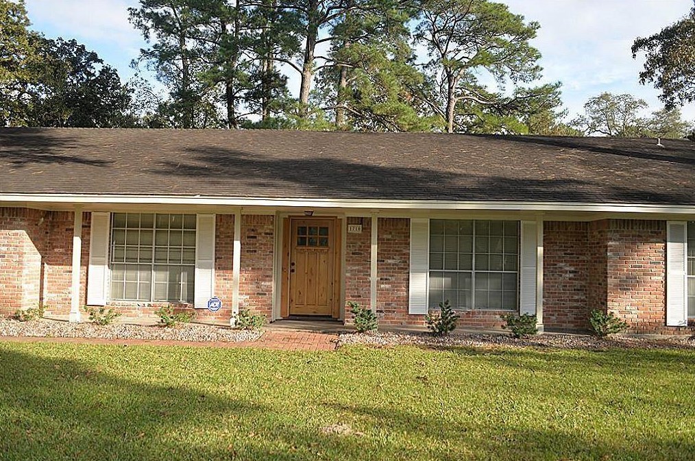 1710 Palmetto Ln, Humble, TX 77339