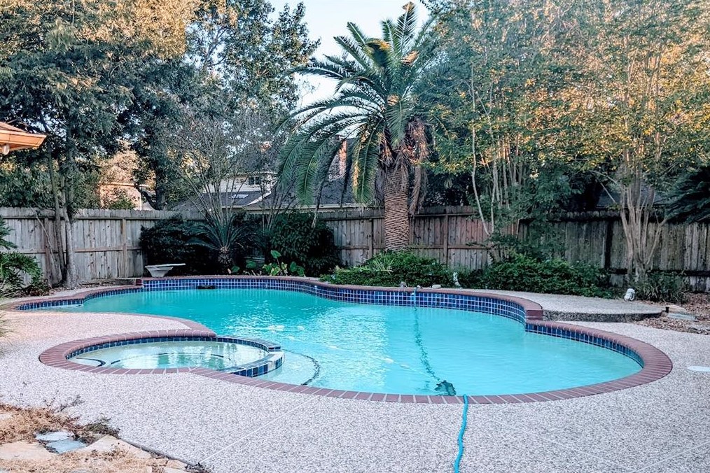 7714 Creek Glen Dr, Houston, TX 77095-2610