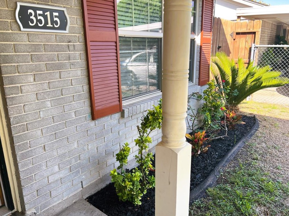 3515 Castledale Dr, Houston TX  77093-1323 exterior