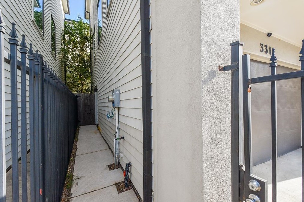 3315 Cline St, Houston TX  77020-6123 exterior