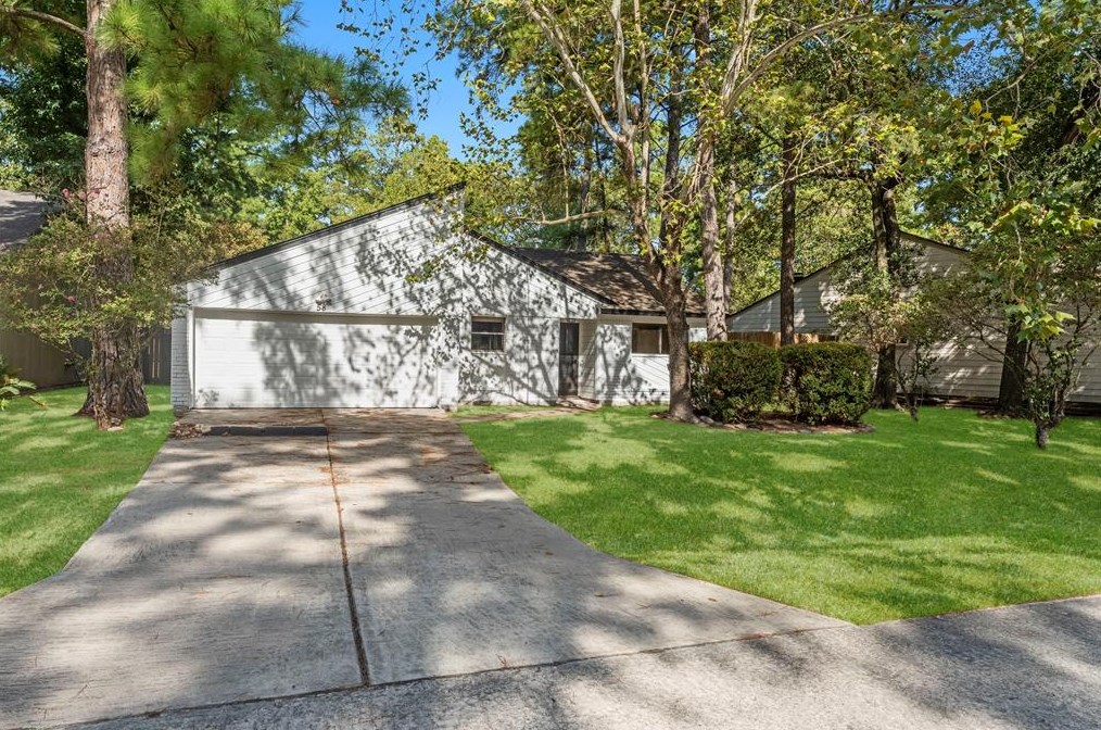 58 S Circlewood Gln, Spring, TX 77381
