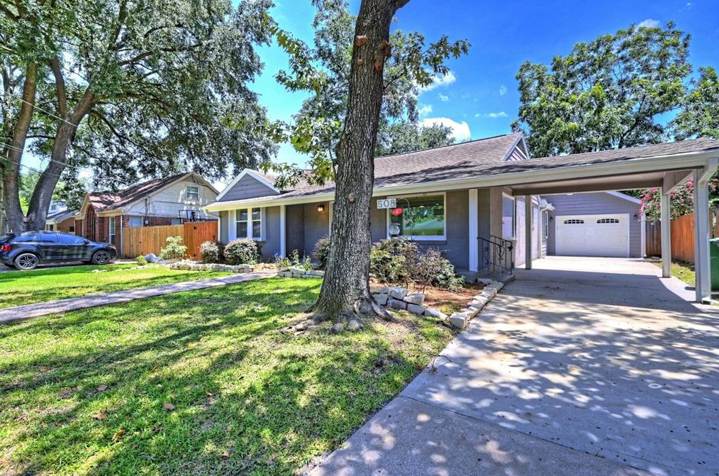 508 Canadian St, Houston, TX 77009