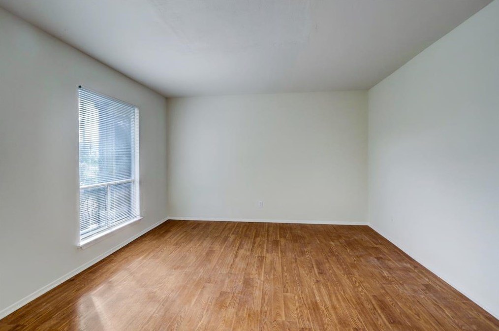 3407 Graustark St #8, Houston, TX 77006