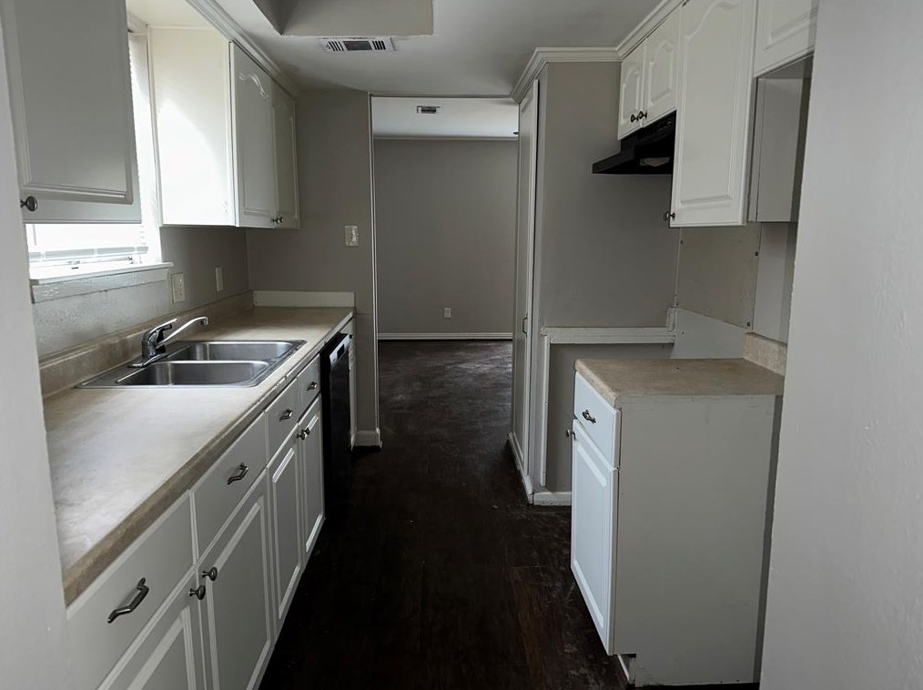 5118 Mauritz Dr, Houston TX  77032-4610 exterior