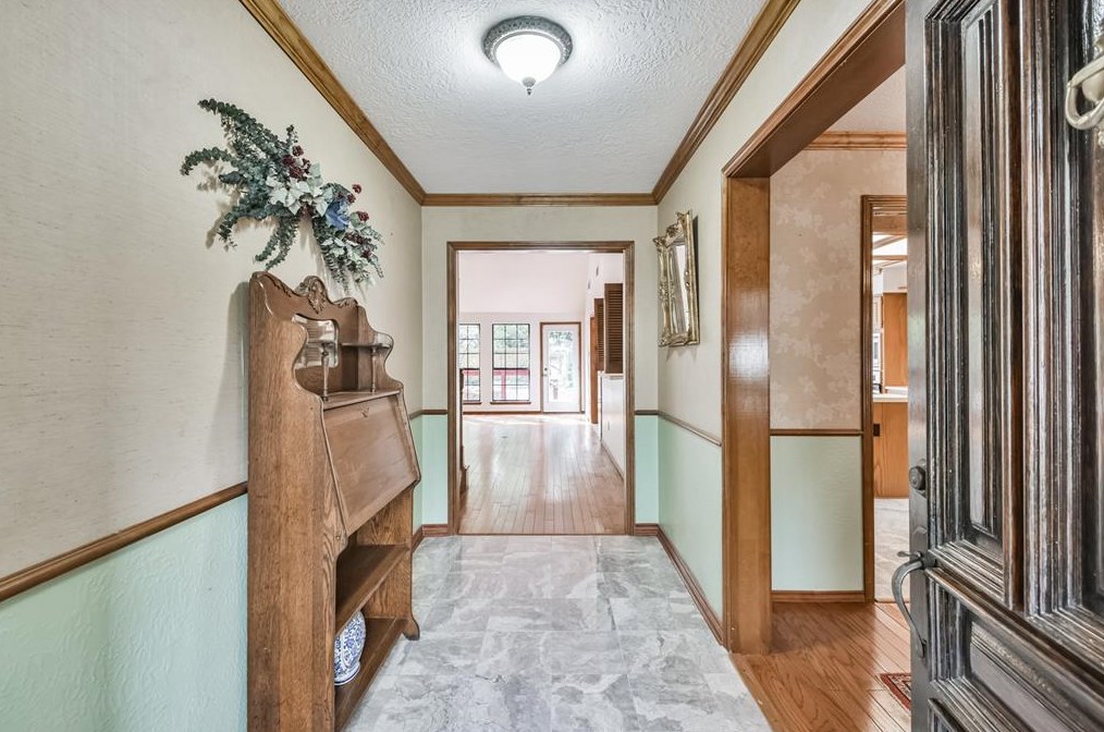 5 Amara Ct, Spring, TX 77381-2979