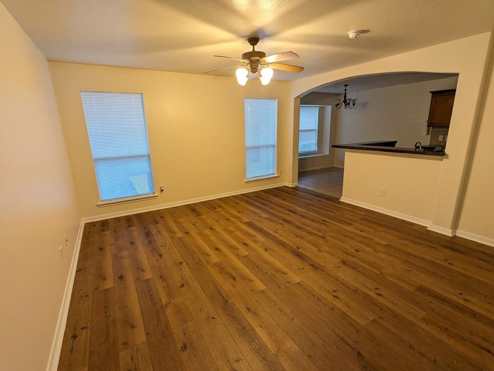 3635 Windmill Village Dr, Houston, TX 77082-4309