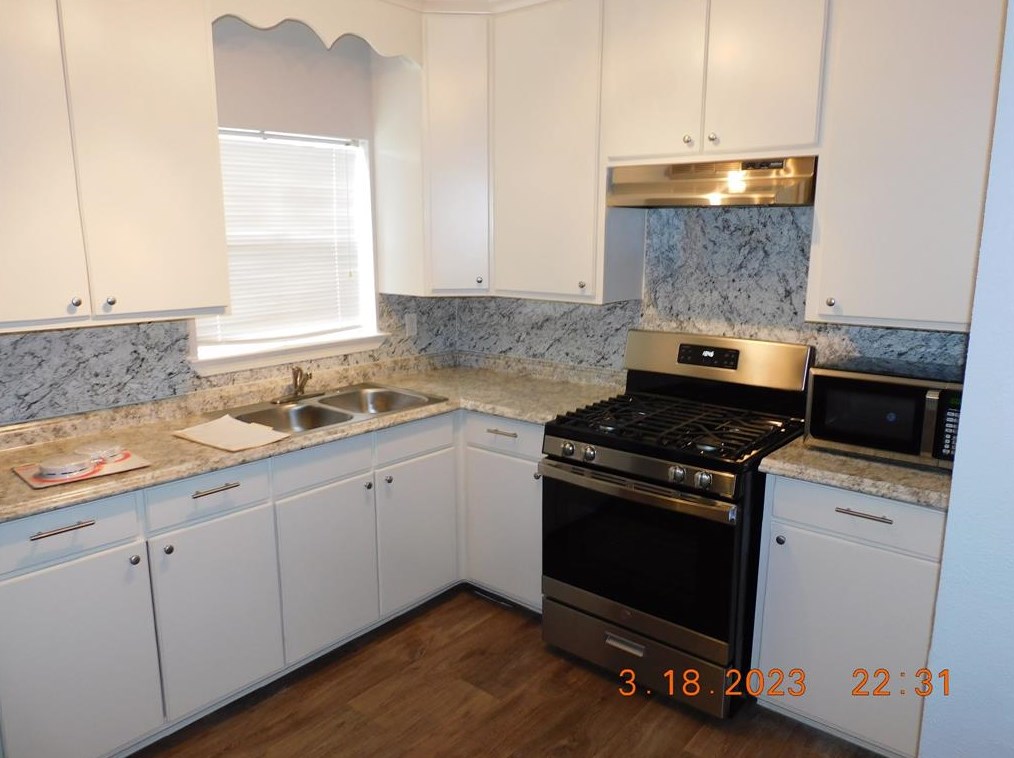 6936 Apache St, Houston, TX 77028