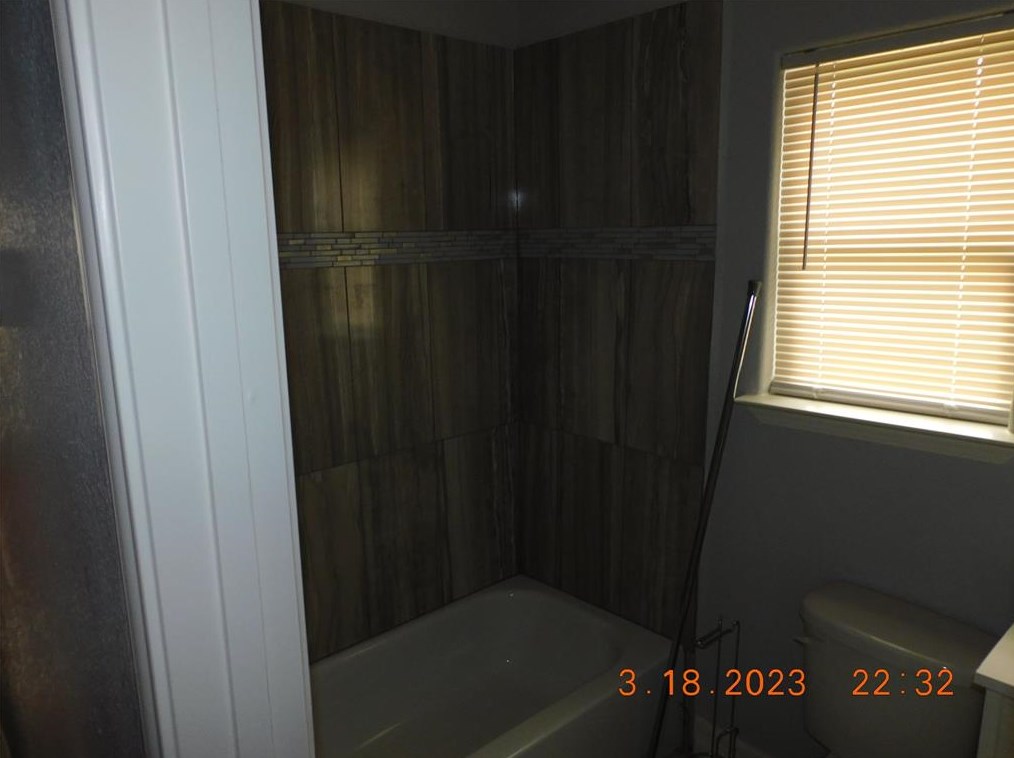 6936 Apache St, Houston TX  77028-3828 exterior