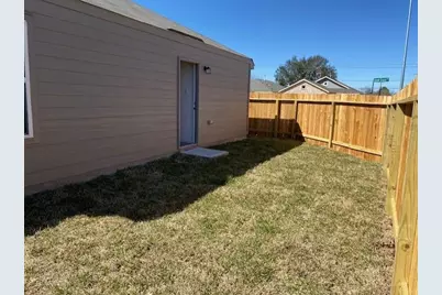 11903 Bat Sheva Lane, Houston, TX 77048 - Photo 4