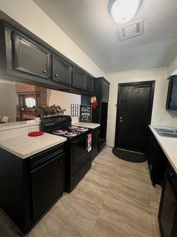 807 Lawrence St, Houston TX  77007-1436 exterior