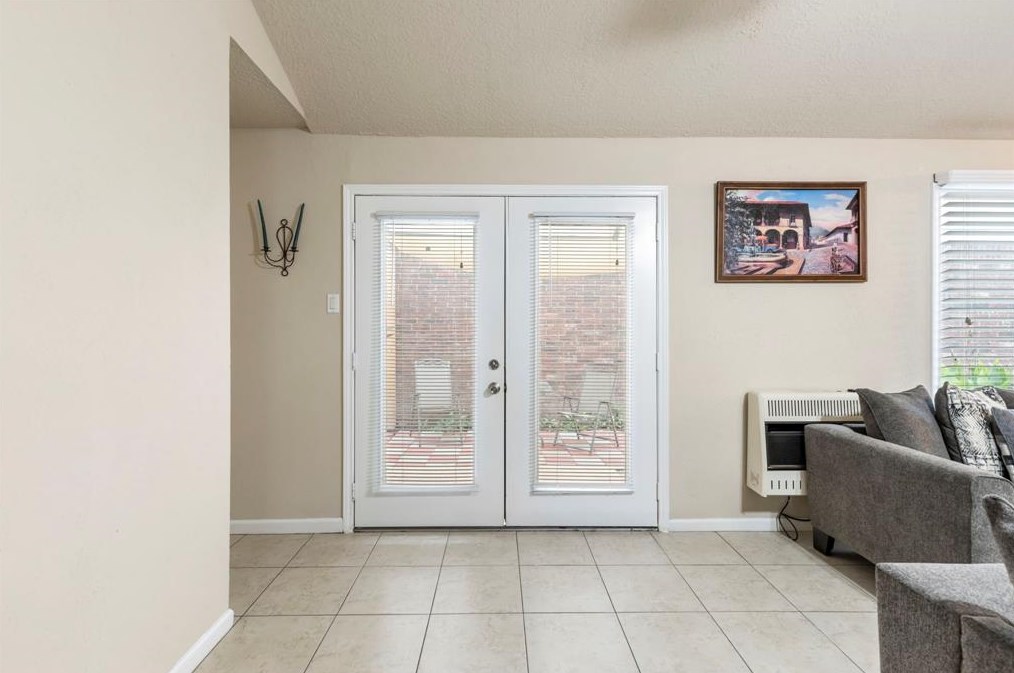 5850 Cinnamon Creek Cir, Houston TX  77084-2164 exterior