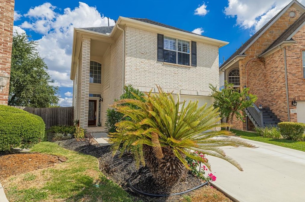 3607 Fallen Palms Ct, Houston, TX 77042-4237