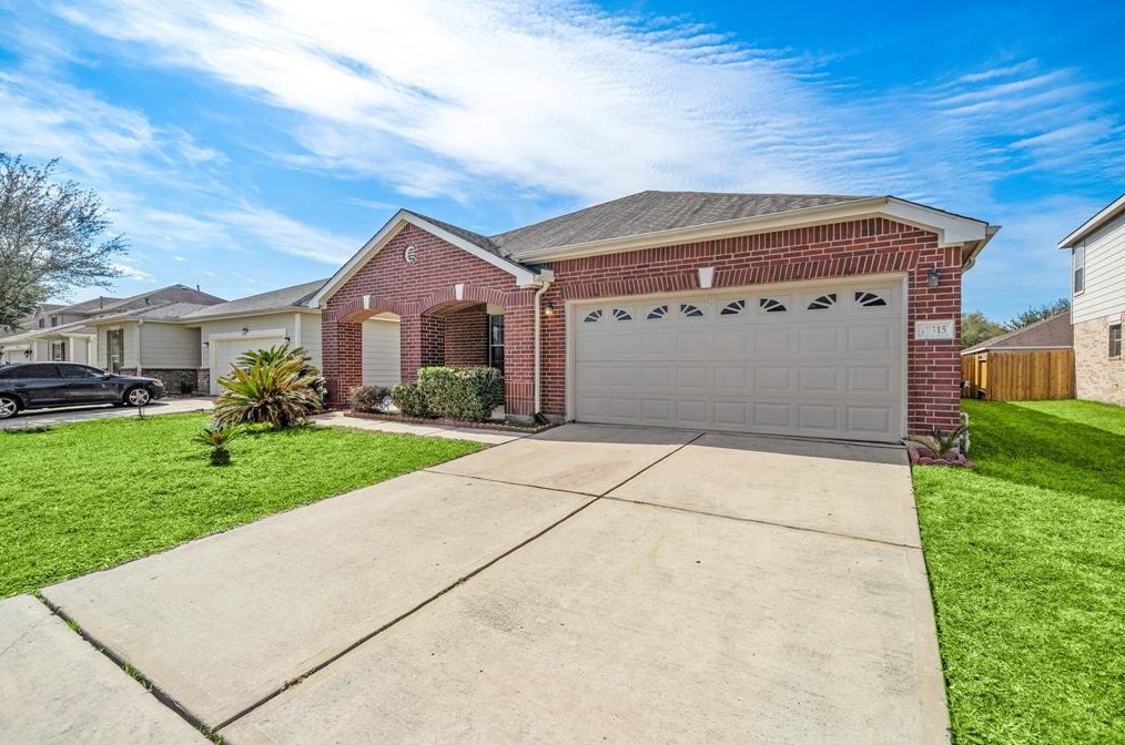 19515 Remington Park Dr, Houston, TX 77073