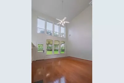 1415 Sue Barnett Drive, Houston, TX 77018 - Photo 18