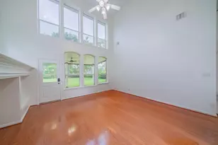 1415 Sue Barnett Dr, Houston, TX 77018 - Photo 14