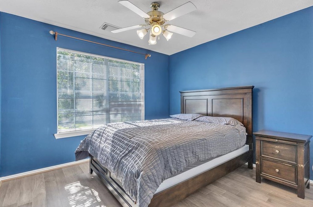 4114 Cleburne Dr, Pearland TX  77584-1407 exterior