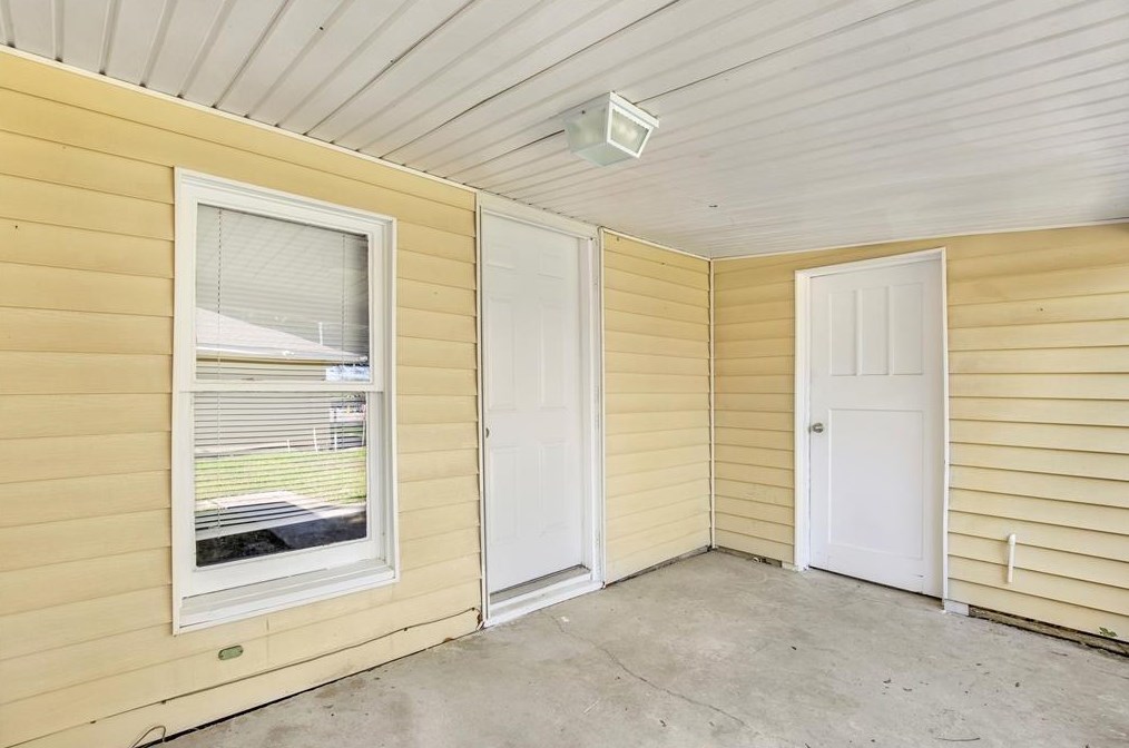 10804 Palestine St #1/2, Houston, TX 77029