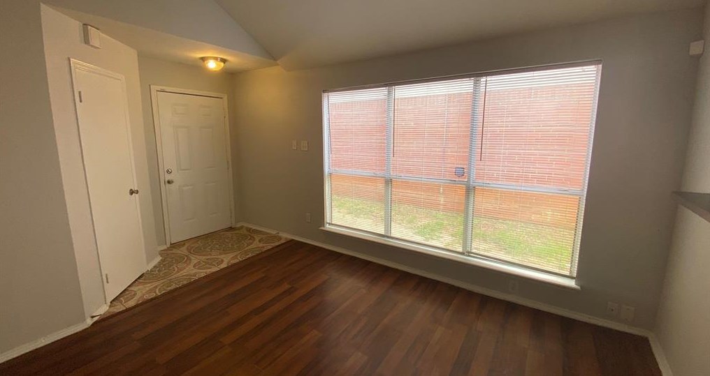 5922 Cinnamon Creek Cir, Houston, TX 77084-2163