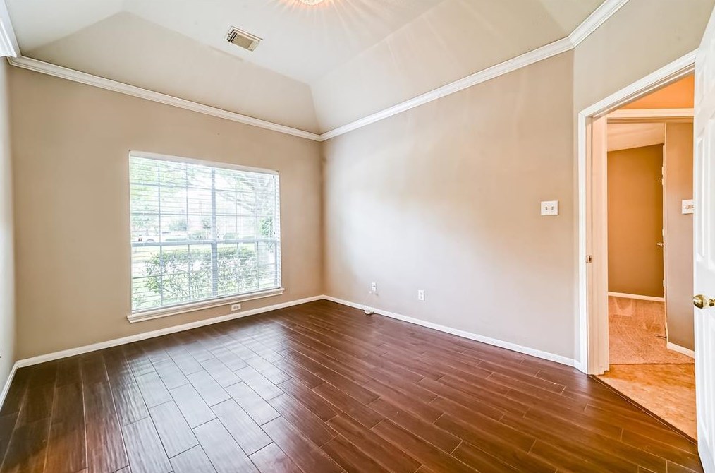 14431 Wadlington Dr, Houston TX  77044-5084 exterior