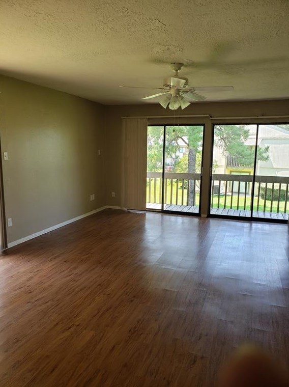 15919 Golf Club Dr #207, Crosby, TX 77532