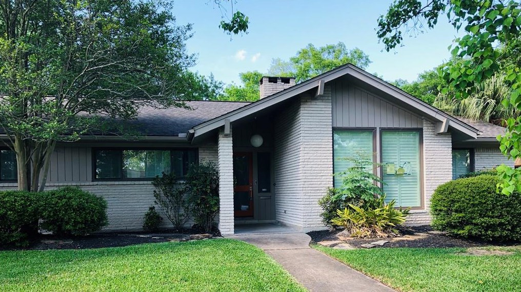 5258 Ariel St, Houston, TX 77096