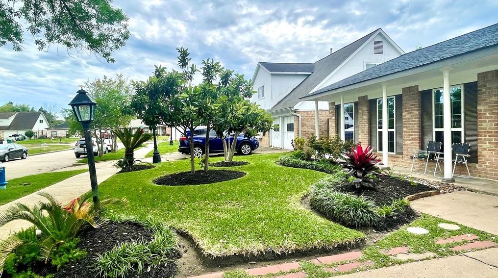 7506 Aqua Ln, Houston, TX 77072-2323