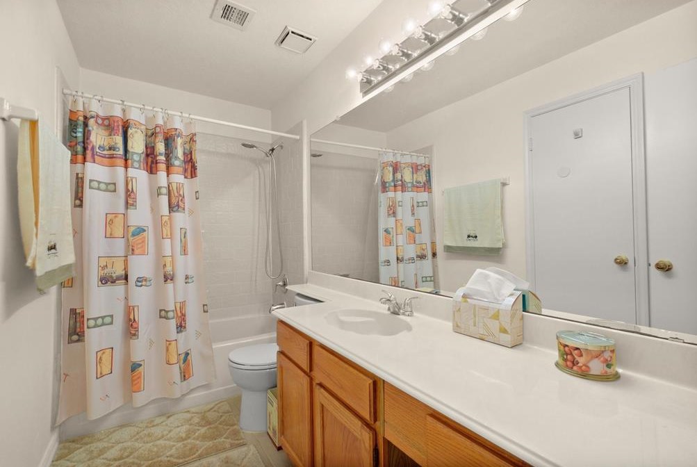 9514 Cabin Crk Dr, Houston TX  77064-3810 exterior