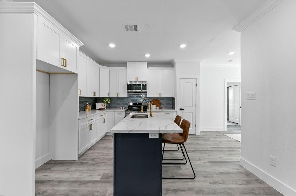 5807 Texas St, Houston TX 77011-4351 exterior