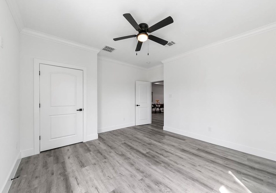 5807 Texas St, Houston TX 77011-4351 exterior