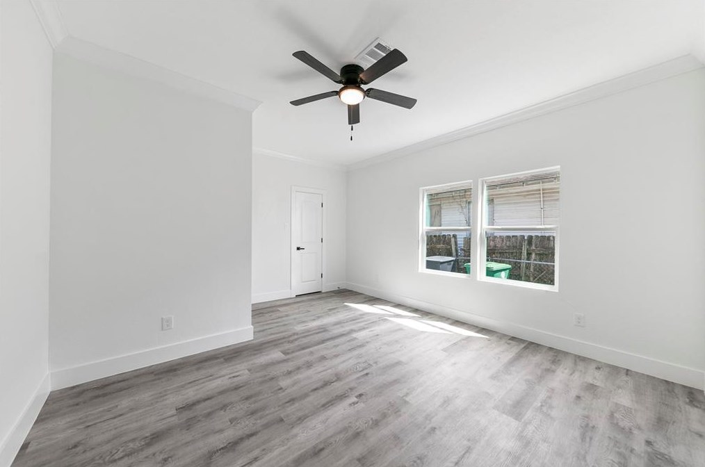 5807 Texas St, Houston TX 77011-4351 exterior