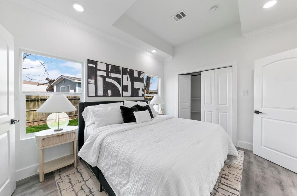 5807 Texas St, Houston TX 77011-4351 exterior