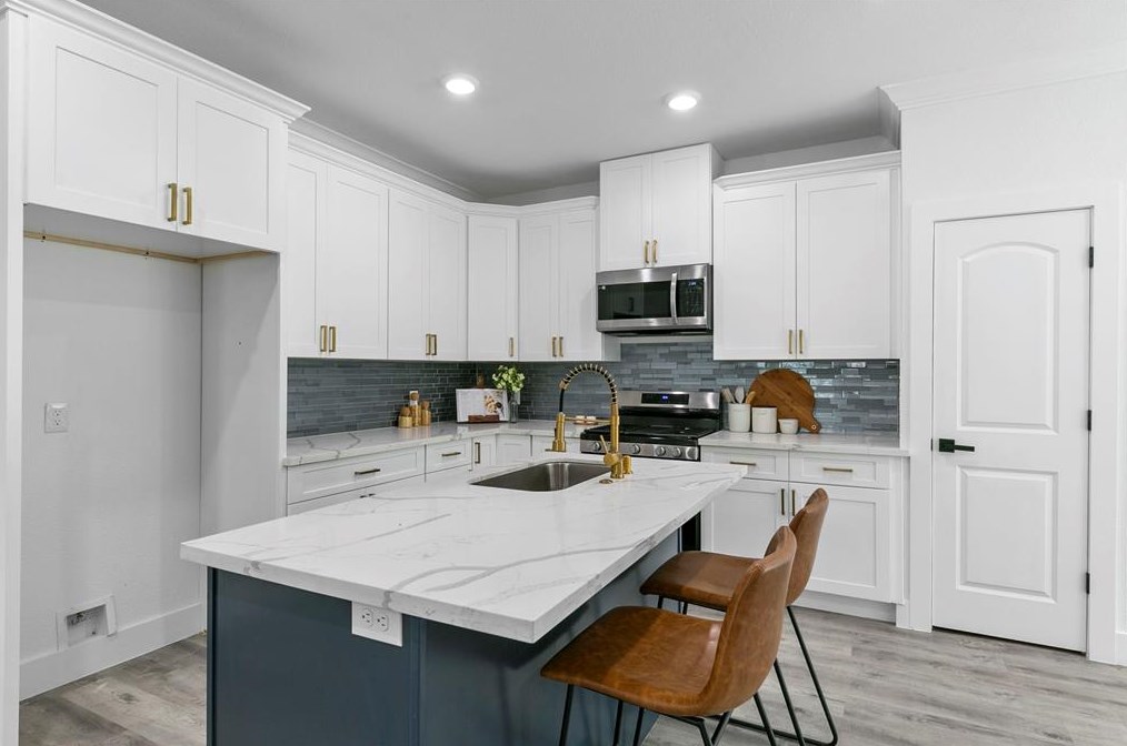 5807 Texas St, Houston TX 77011-4351 exterior