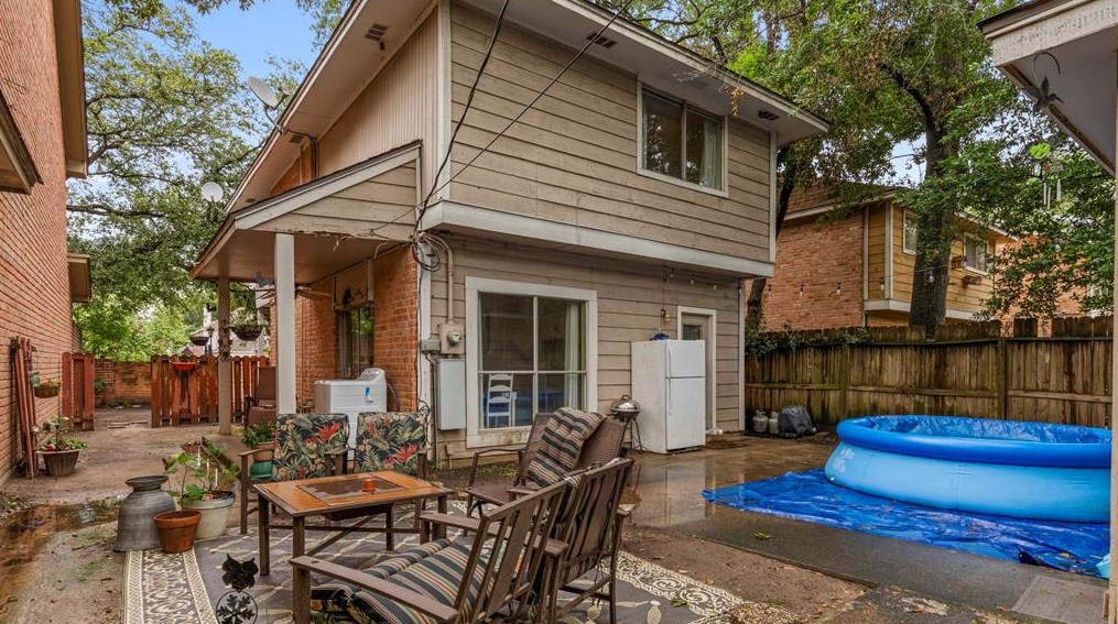 14309 Cashel Frst Dr, Houston TX  77069-3511 exterior