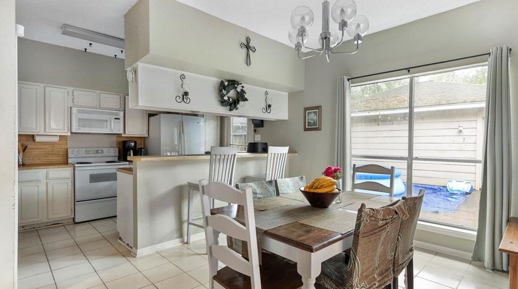 14309 Cashel Frst Dr, Houston TX  77069-3511 exterior
