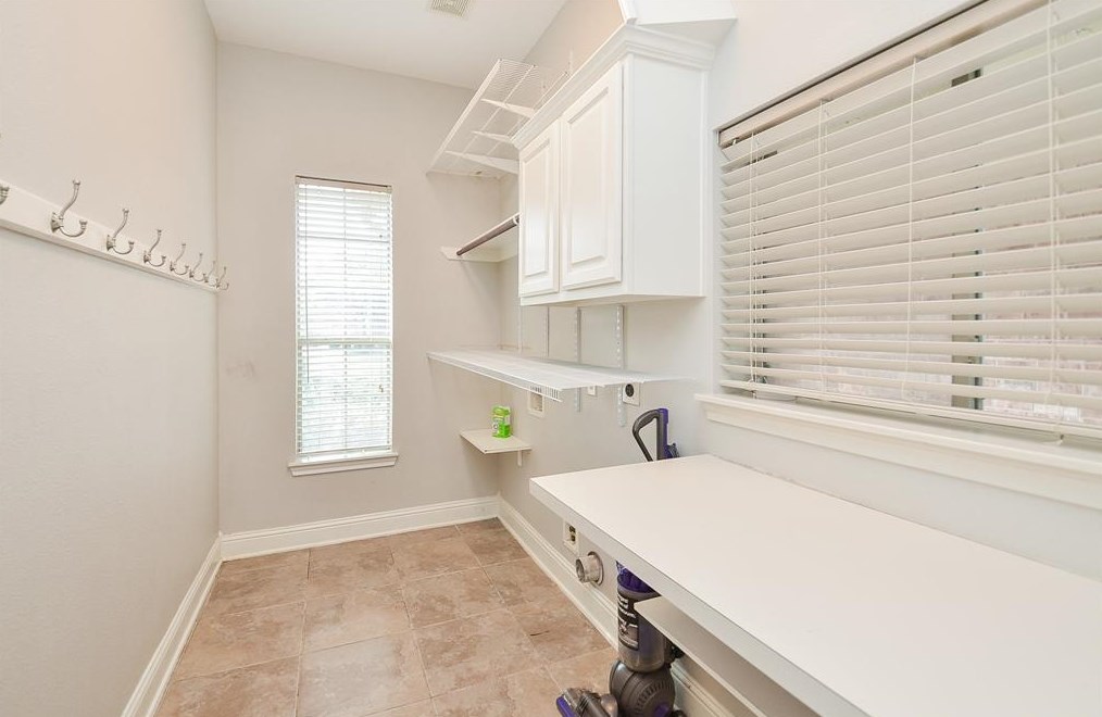 6106 Waterfall Trace Ln, Fulshear TX 77441-2062 exterior