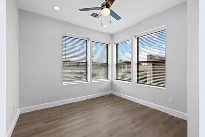 1010 27th Street, Galveston, TX 77550 - Photo 18