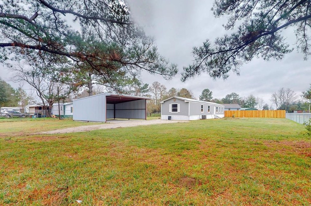 22215 Webb St, Hockley, TX 77447
